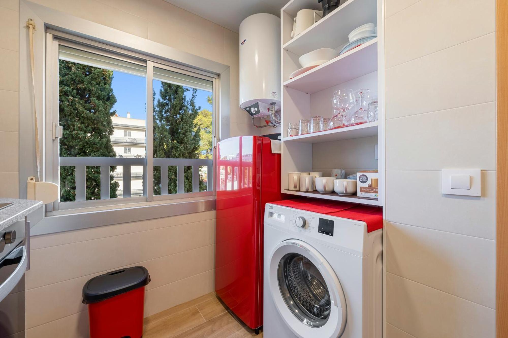 Hauzify I Apartament Van Gogh Salou Bagian luar foto