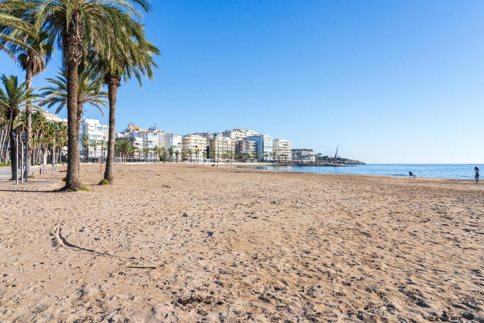 Hauzify I Apartament Van Gogh Salou Bagian luar foto